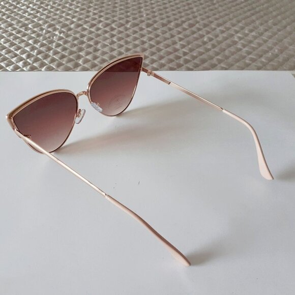 NWOT Aldo blush pink and shiny gold cat eye sunglasses - Picture 6 of 8